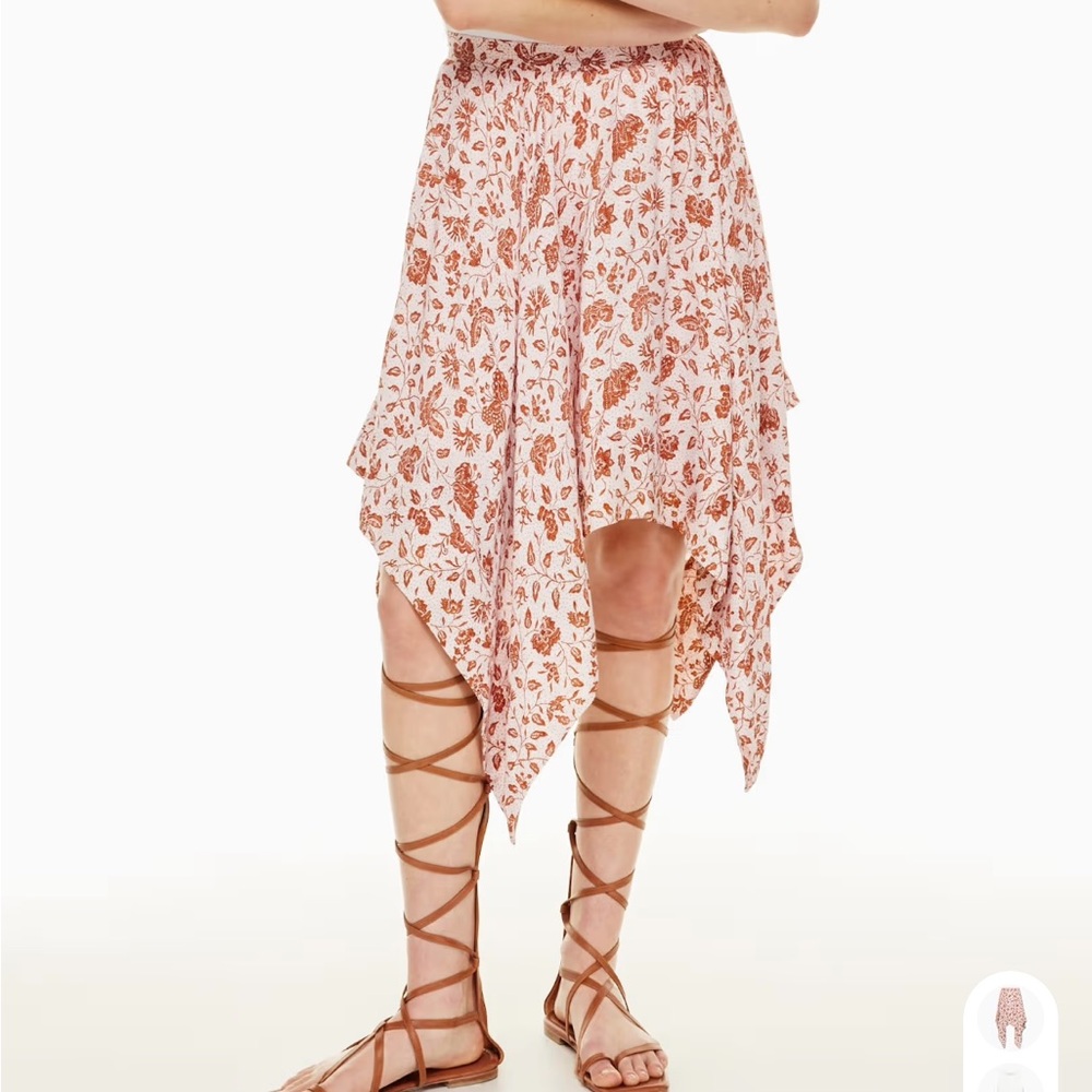Aritzia Little Moon Skirt